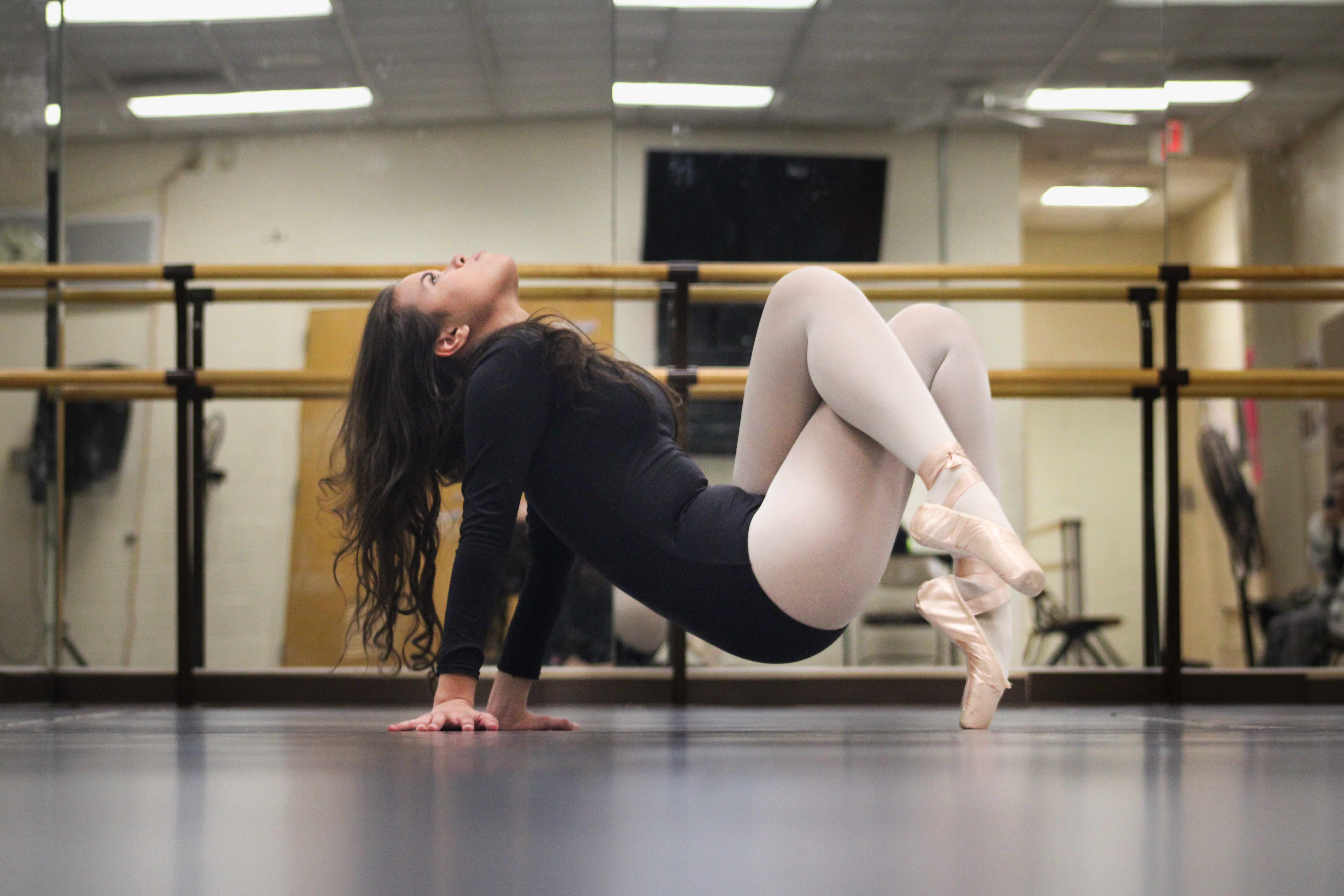 Short Dancer Clips